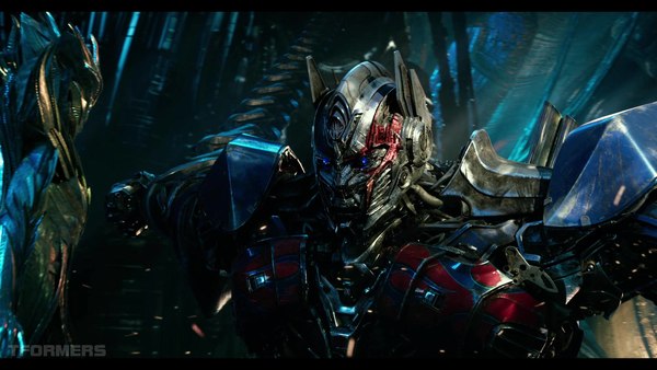 Transformers The Last Knight Theatrical Trailer HD Screenshot Gallery 084 (84 of 788)